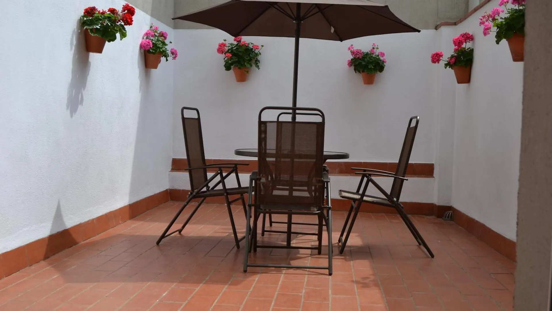 Apartments Figueres Spain